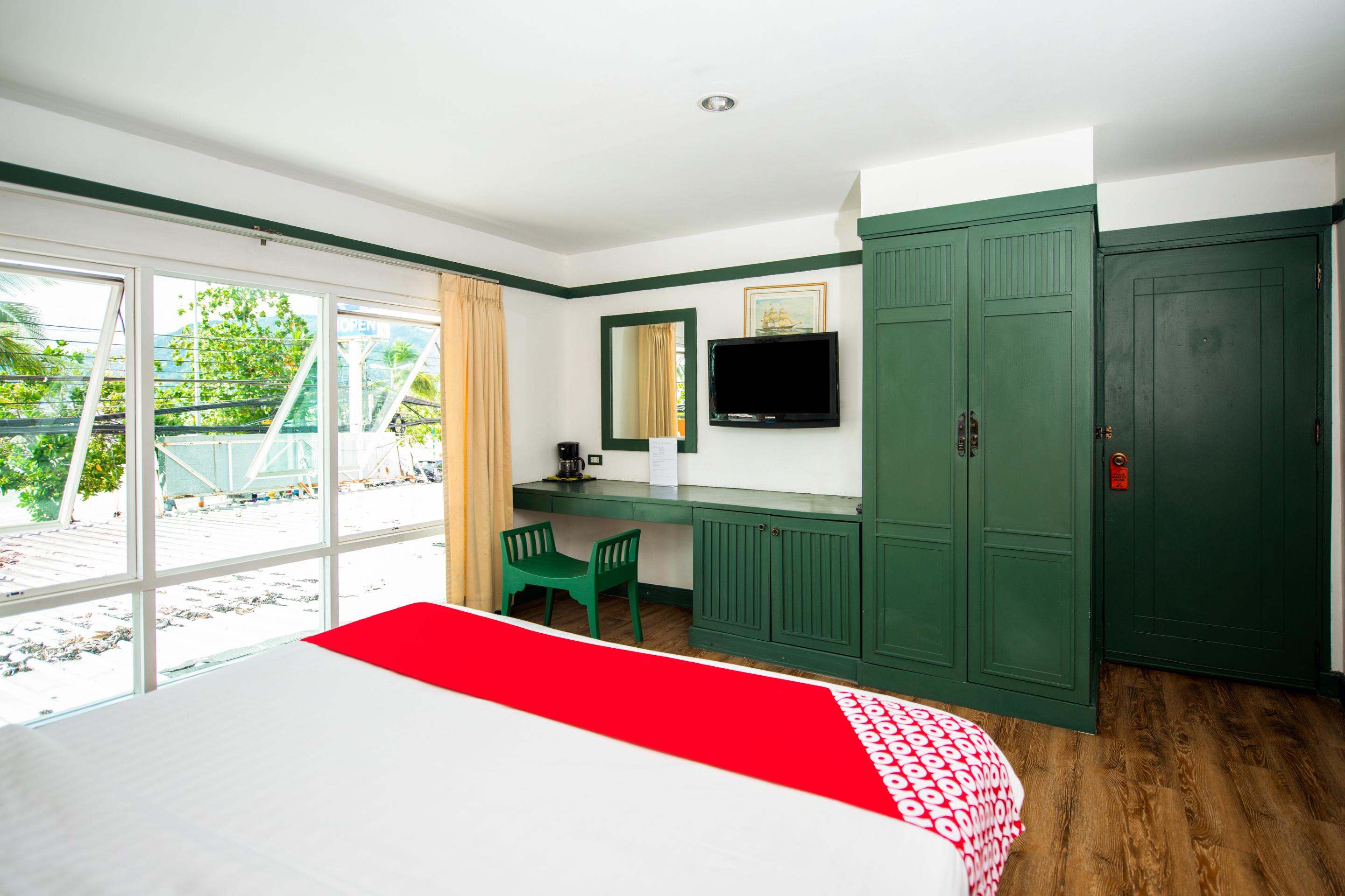 Oyo 255 The Ocean Hotel Patong Εξωτερικό φωτογραφία