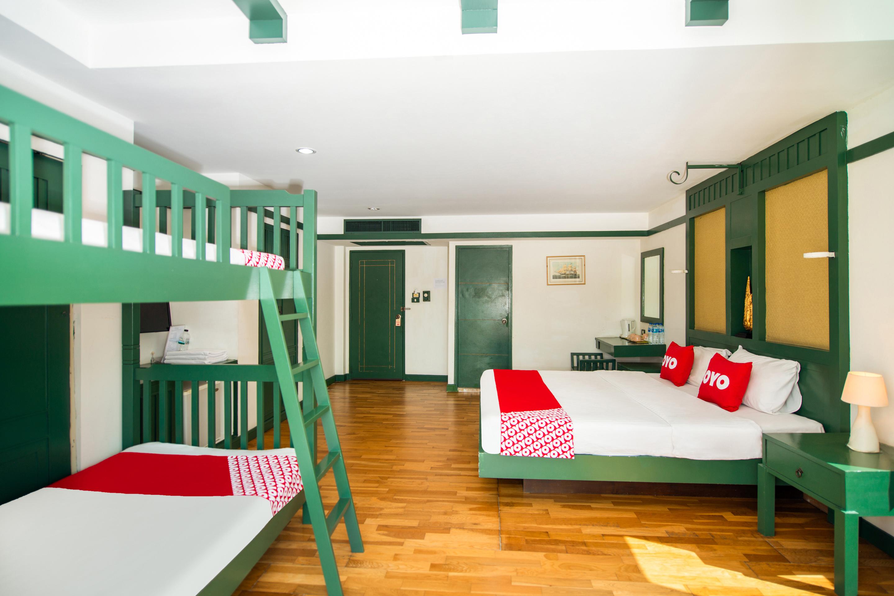 Oyo 255 The Ocean Hotel Patong Εξωτερικό φωτογραφία