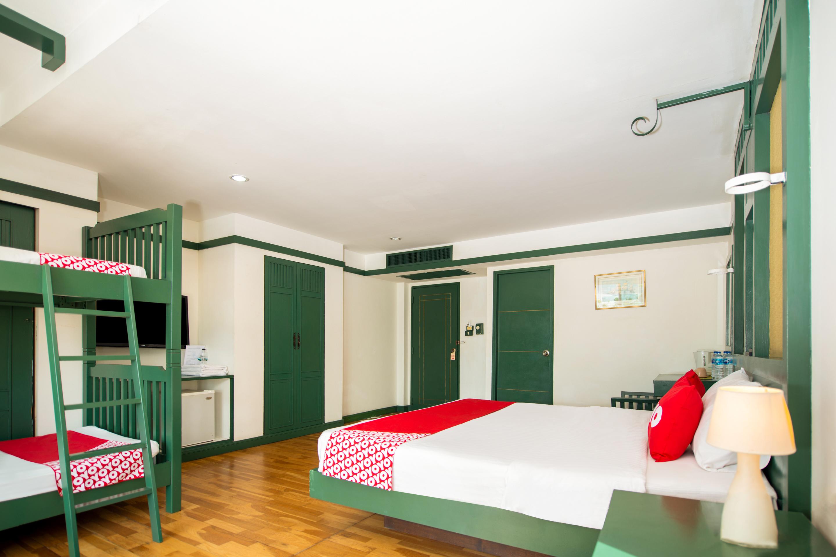 Oyo 255 The Ocean Hotel Patong Εξωτερικό φωτογραφία
